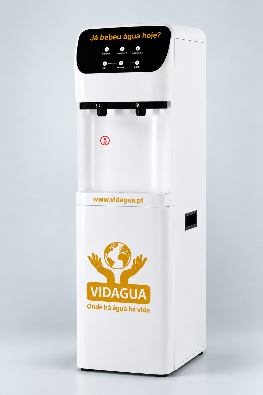 Fonte de água FRAGATA Vidagua num lobby corporativo elegante